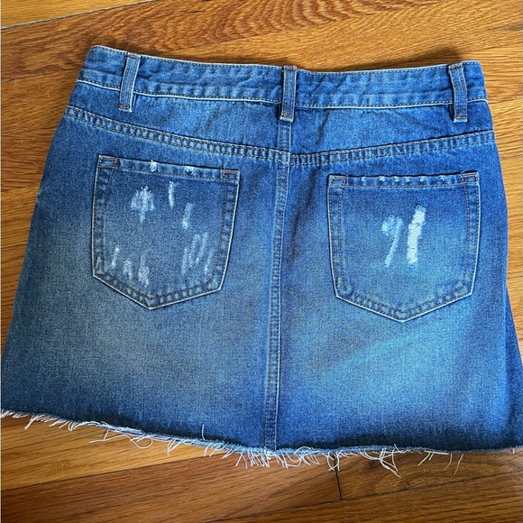 C’isa Distressed Jean Mini Skirt, Medium - Picture 2 of 5